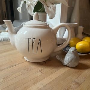 Rae Dunn Teapot